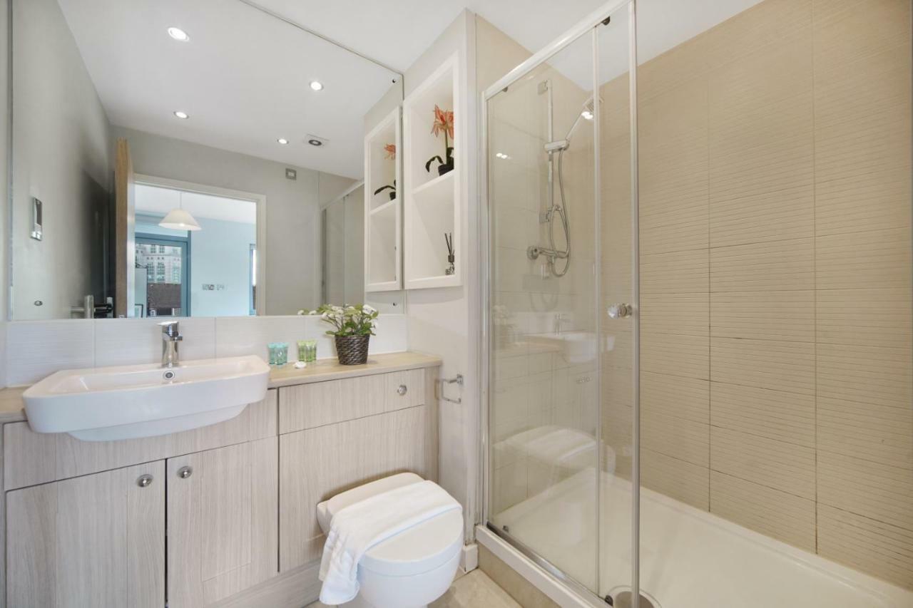 2 Bed Executive Penthouse Near Liverpool Street Free Wifi By City Stay Aparts London Eksteriør bilde