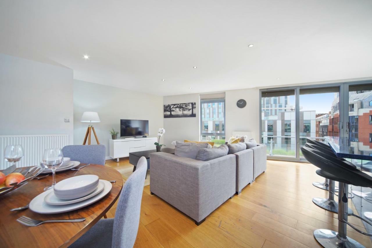 2 Bed Executive Penthouse Near Liverpool Street Free Wifi By City Stay Aparts London Eksteriør bilde